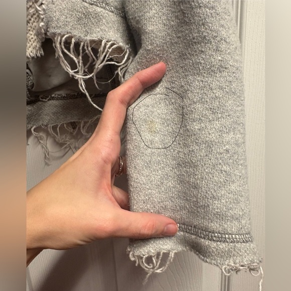 Free People Gray Distressed High/Low Cropped Jacket Size Medium - Picture 7 of 7